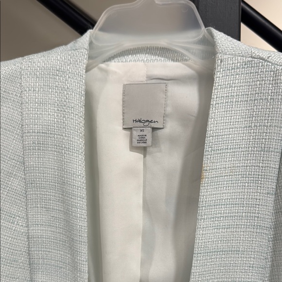 Halogen Women's Light Green Blazer - Picture 2 of 5